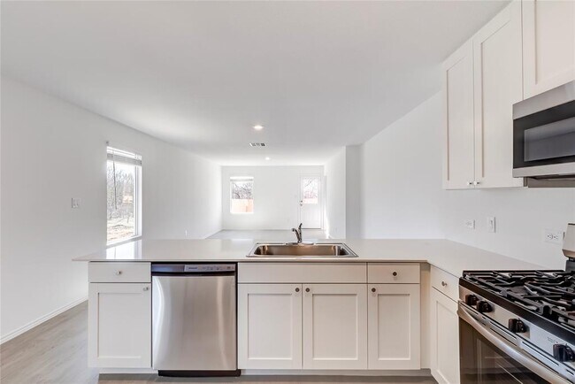 Building Photo - 177 Pink Footed Pass