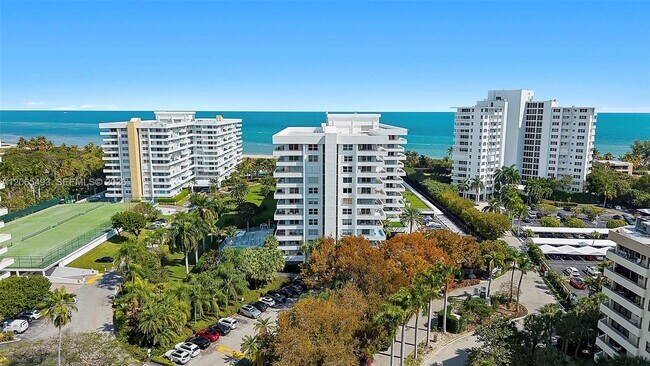 Building Photo - 177 Ocean Ln Dr