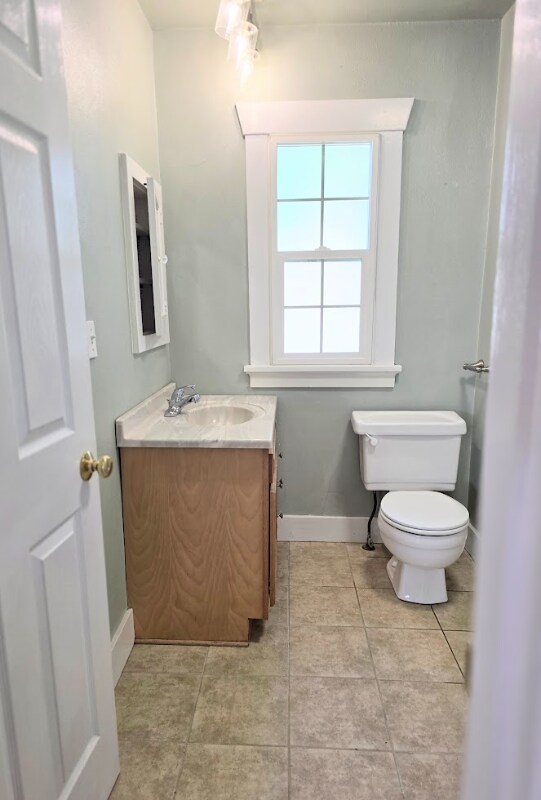 Building Photo - 22 W Pine St