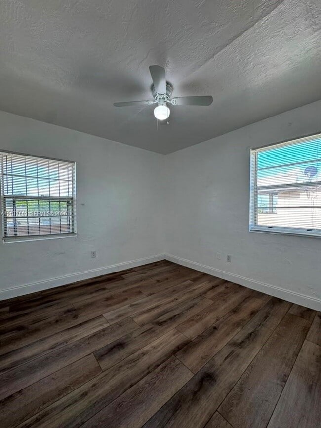 Building Photo - 3227 NW 48th St
