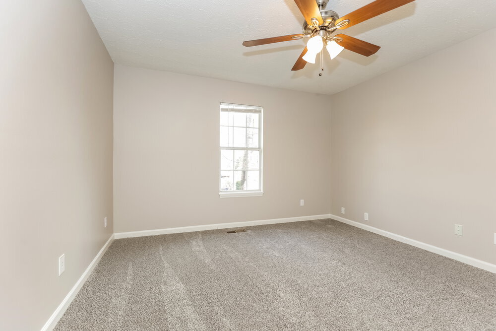 Building Photo - 141 Nelson Dr