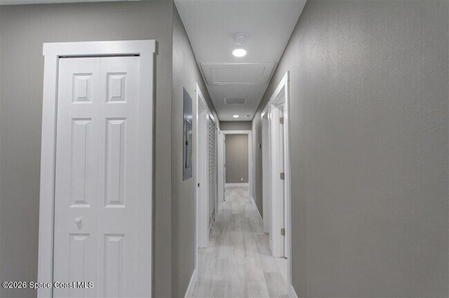 Building Photo - 983 Beechfern Ln