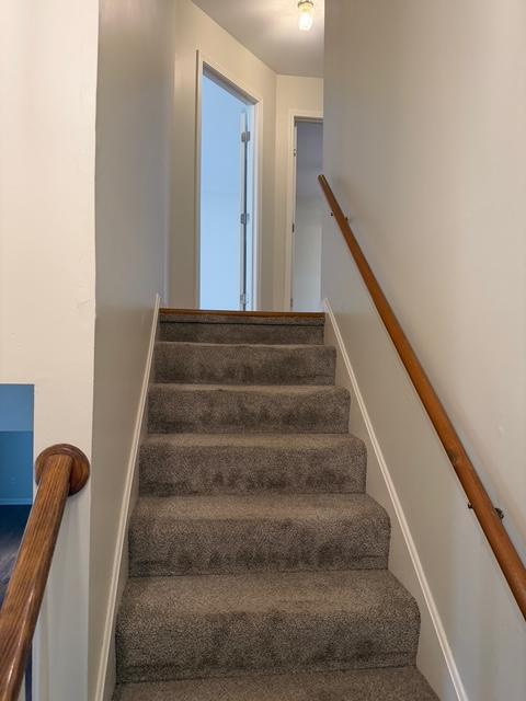 Building Photo - 525 Vineleaf Dr