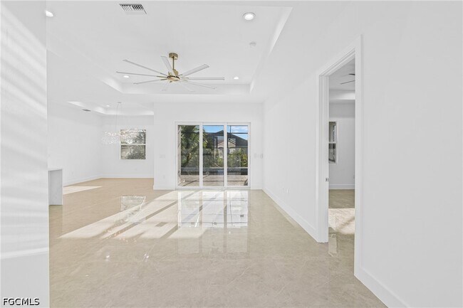 Building Photo - 821 NW 37th Pl