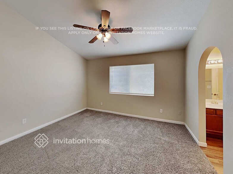 Building Photo - 6748 W Cinnabar Ave