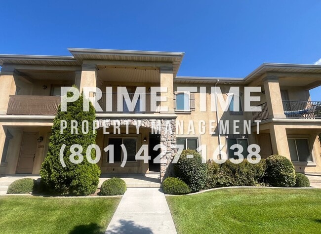 Primary Photo - Lovely townhome for rent in Orem