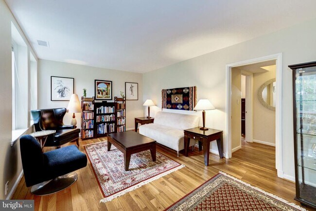 Building Photo - 3951 Langley Ct NW