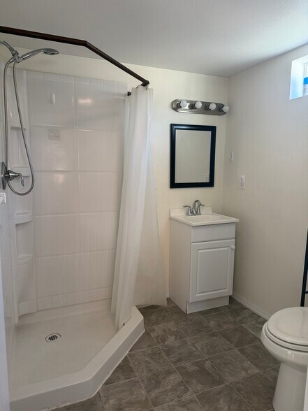 Building Photo - 2463 N Maxie Way