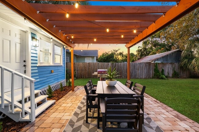 Building Photo - Live Wilder: Historic Charm Steps from Tampa’s Trendiest Restaurants