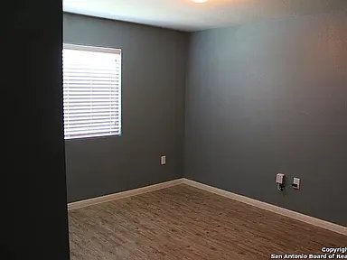 Building Photo - 10418 Legacy Hl