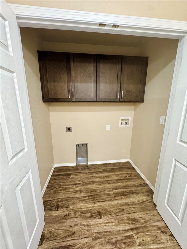 Building Photo - 1020 Clearspring Ct