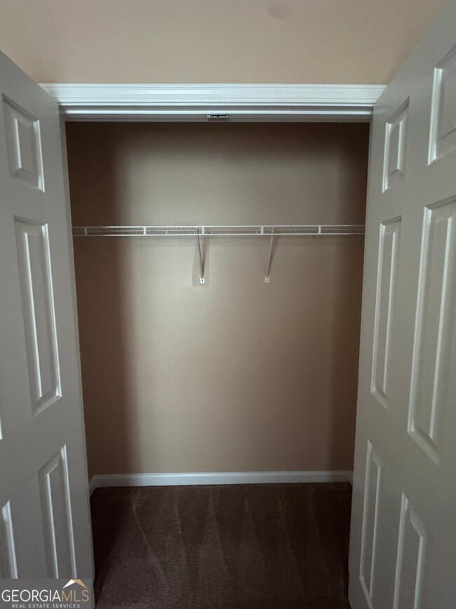 Building Photo - 4861 W Park Cir