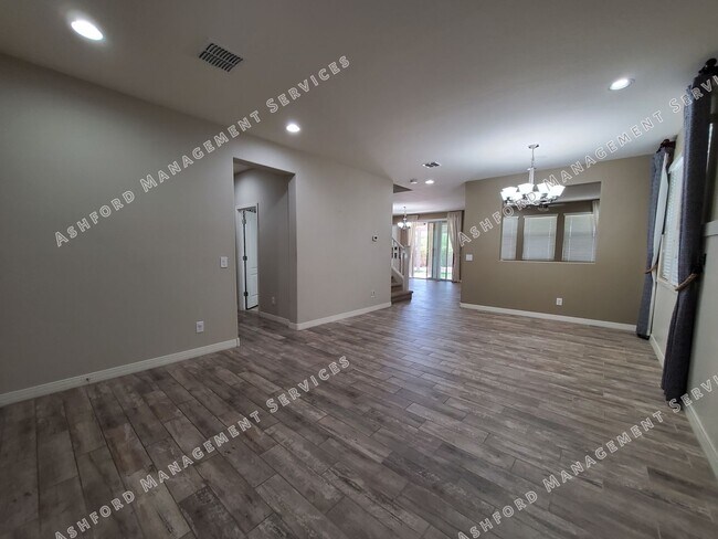 Building Photo - RANCHO CABRILLO 5 BEDROOM HOME FOR RENT