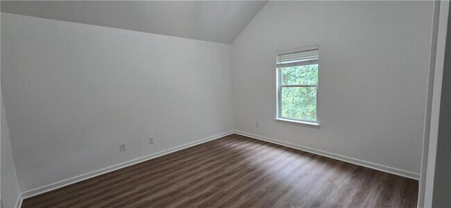 Building Photo - 1171 Gateview Dr SW