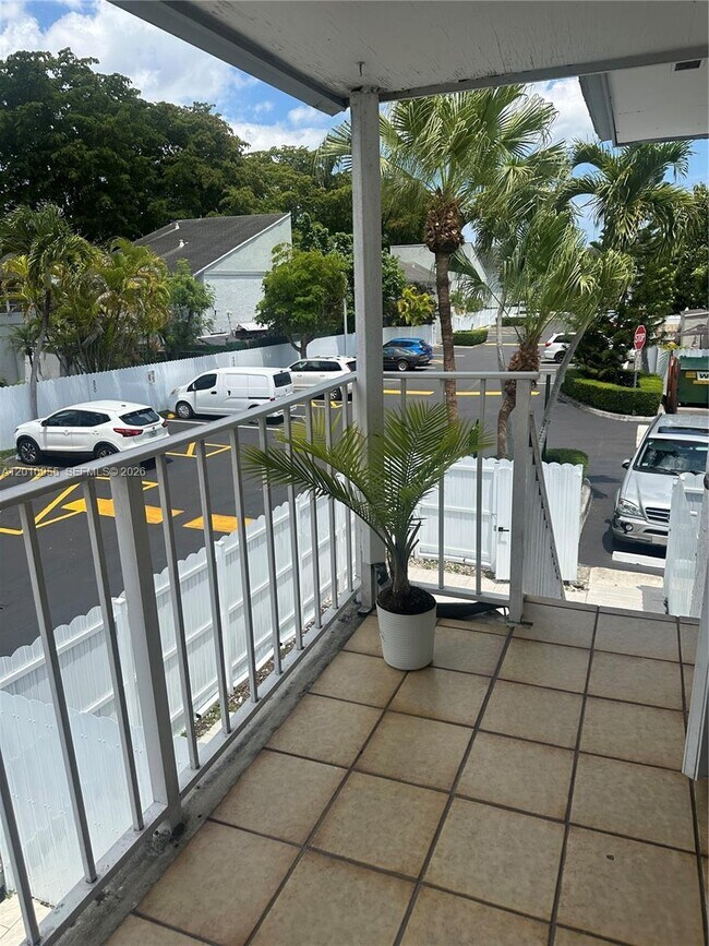 Building Photo - 8460 SW 156th Pl