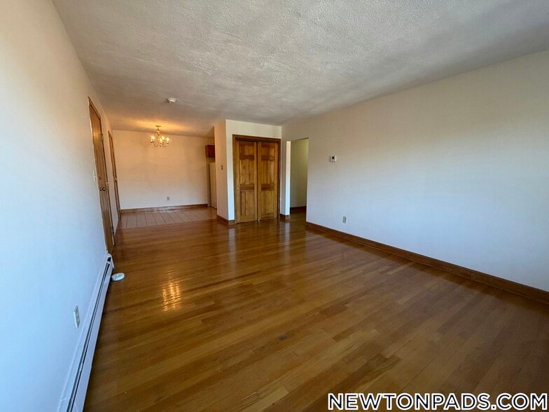 Building Photo - 282 Grove St