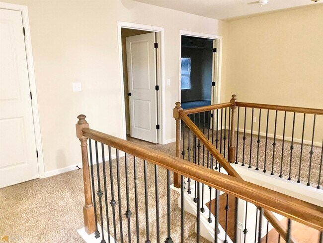 Building Photo - 5210 Black Bear Trail