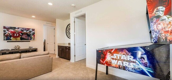 Building Photo - 361 Falls Dr