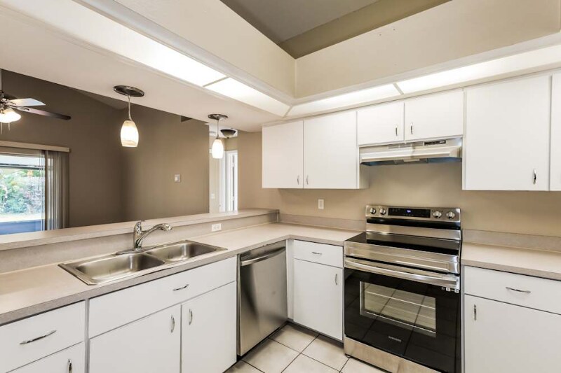 Building Photo - 10926 Brucehaven Dr
