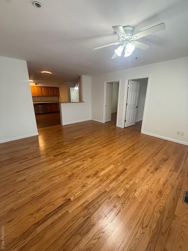 Building Photo - 192 Osborne Rd