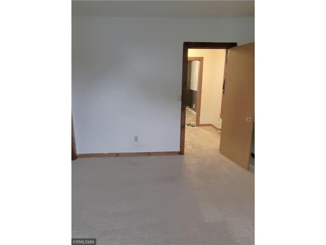 Building Photo - 403 1/2 N Fremont St