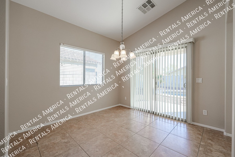 Building Photo - 17033 W Sonora St