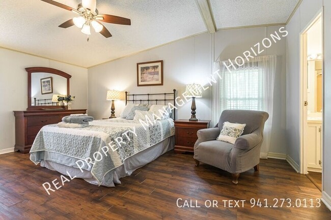 Building Photo - 317 Bougainvillea Cir