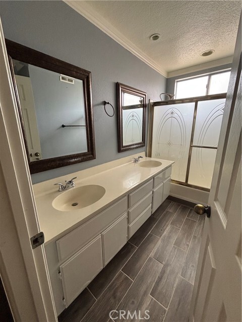 Building Photo - 17092 Whispering Brook Way