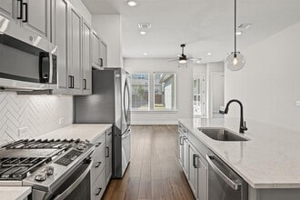 Building Photo - 5806 Rangeland Rd