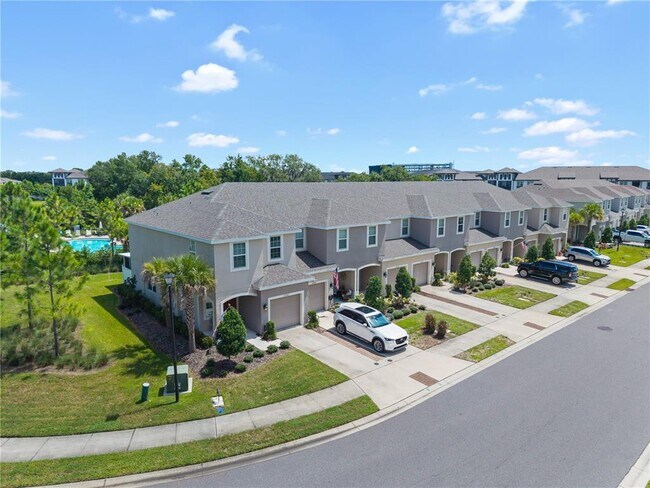 Building Photo - 10348 Oakside Dr