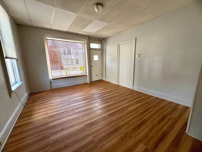 Building Photo - 551 W Philadelphia St