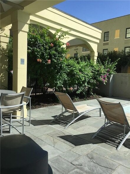 Building Photo - 1205 St Charles Ave