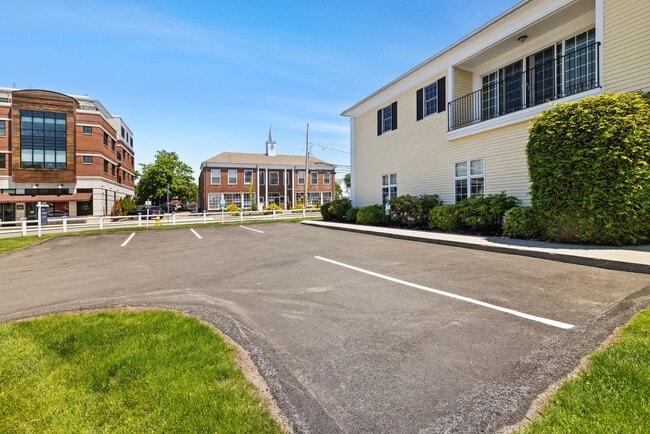 Building Photo - 57 Dedham Ave