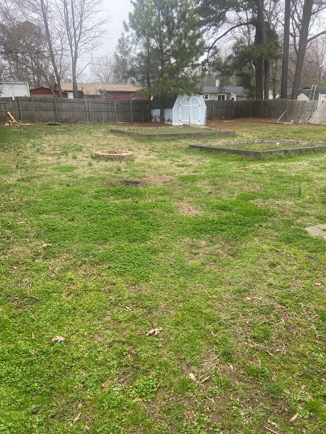 Building Photo - 6621 Pinta Ct