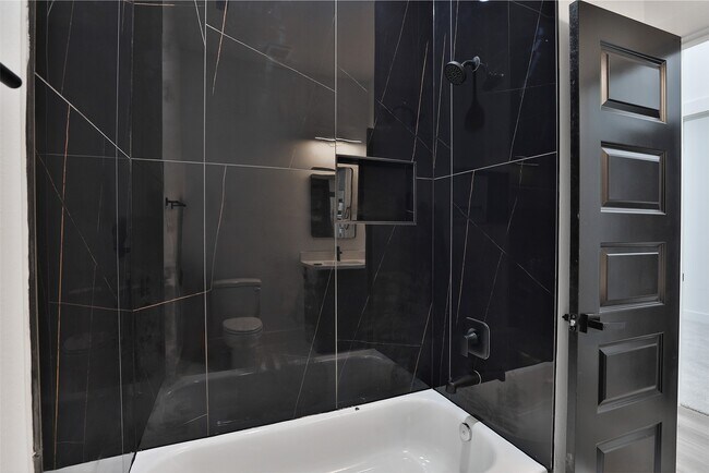 Building Photo - 8109 Bigwood St