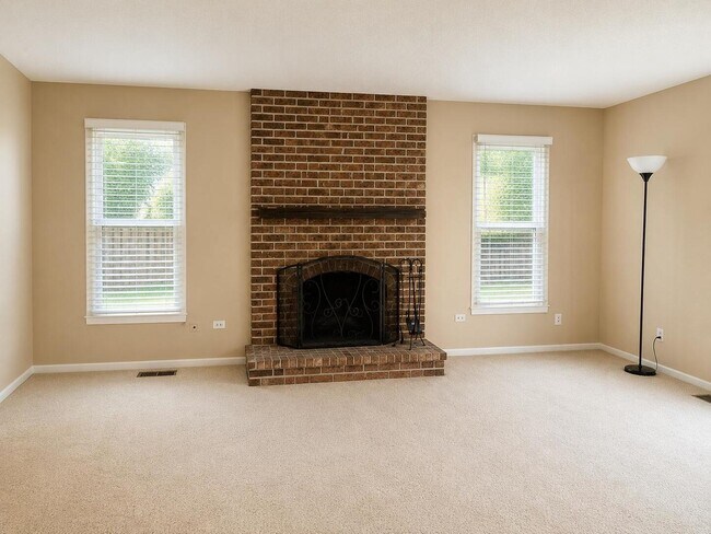 Building Photo - 1550 Jasper Dr