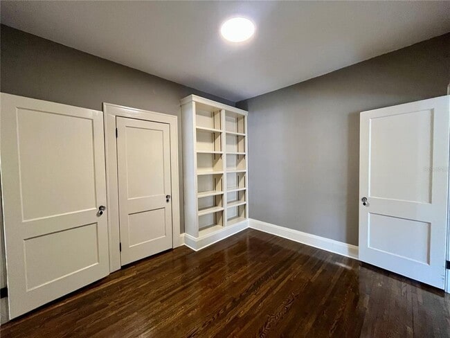 Building Photo - 1401 E Powhatan Ave