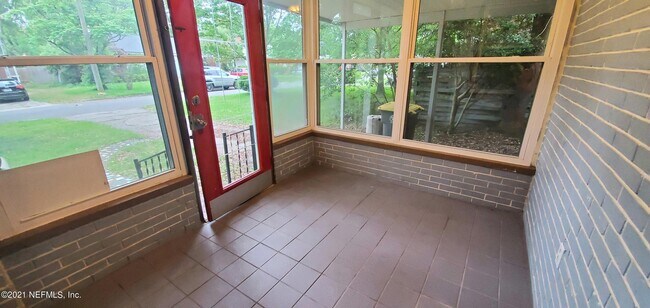 Building Photo - 1123 Brierfield Dr