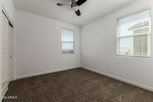 Building Photo - 9173 S Palo Verde Dr