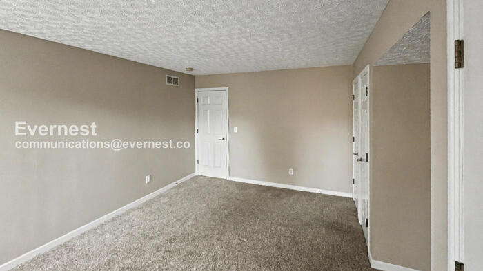 Building Photo - 6330 Wyler Dr