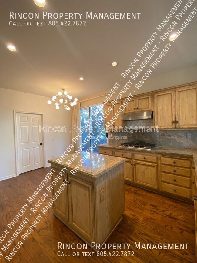 Building Photo - 2870 Evesham Ave