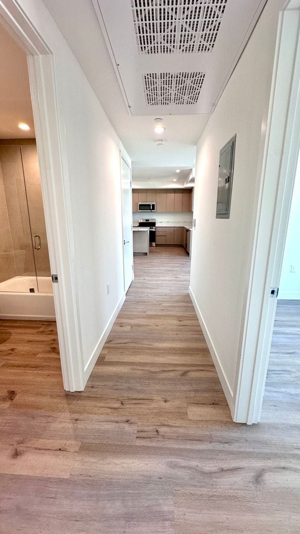 Building Photo - Luxury NoHo Brand New Units!