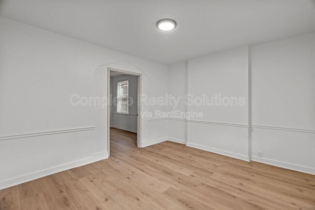 Building Photo - 4642 Idaho Ave