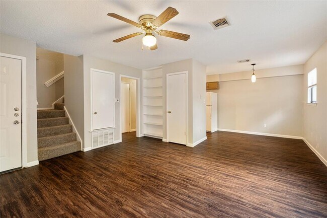 115 S Frio St 115 S Frio St Lockhart TX 78644 Apartment Finder 115 S Frio St 115 S Frio St Lockhart TX 78644 Apartment Finder