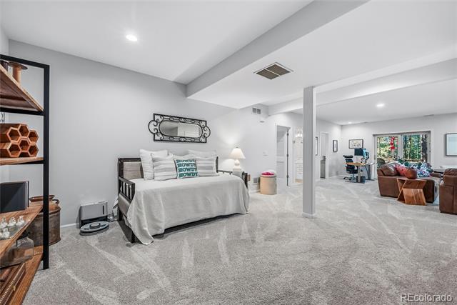 Building Photo - 450 Lariat Loop