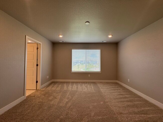 Building Photo - 13427 Broad Wing Dr