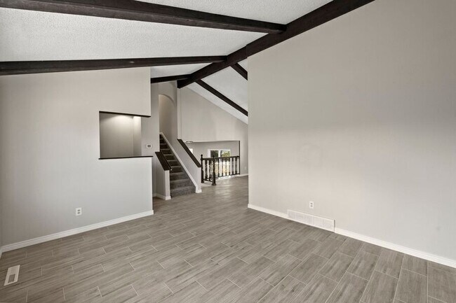 Building Photo - 1404 Imperial Rd