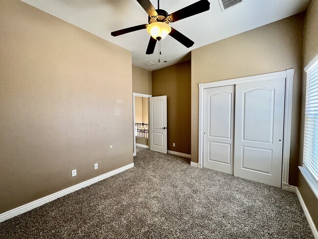Building Photo - 3727 Grand Bahamas Dr