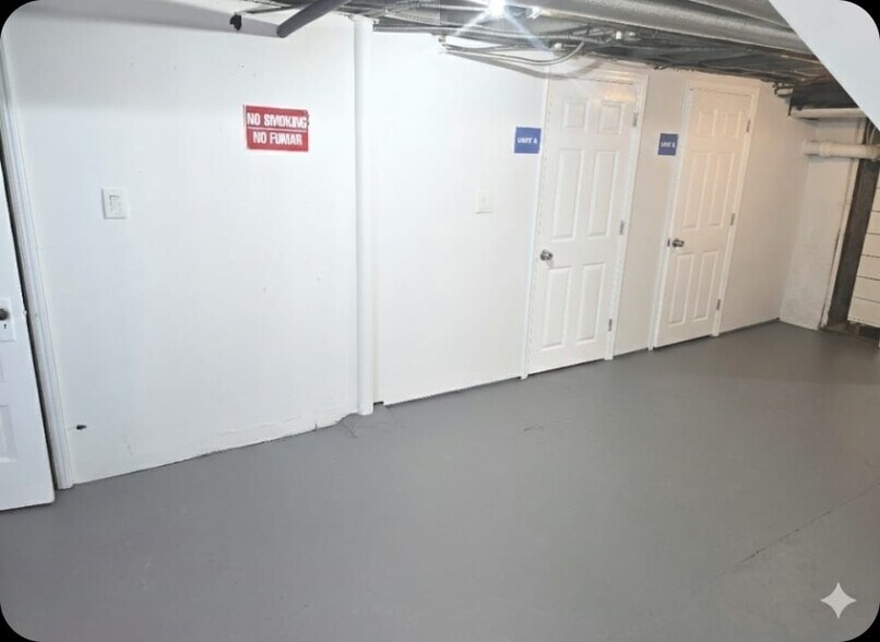 Building Photo - 1772 Ferndale Ave