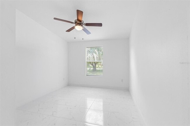 Building Photo - 6847 Woodsman Dr